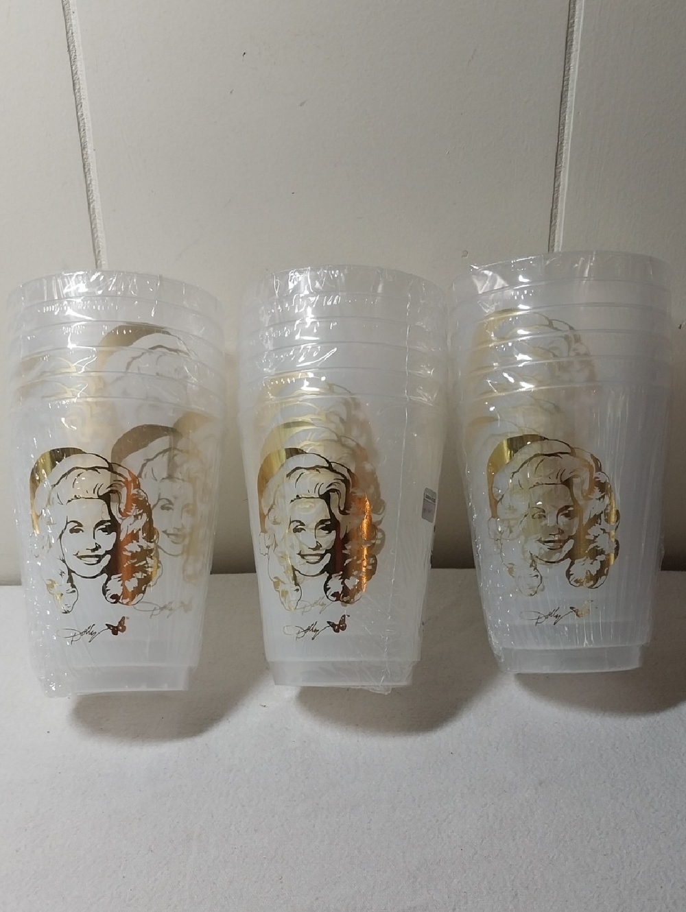 Dolly Parton Plastic Clear Gold 6 Cups Lot Of 3 16 Fl Oz NEW